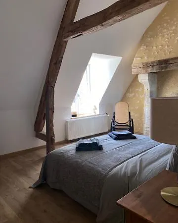 ゲストハウス Chambres D'Hotes Du Domaine Des Ecuries 3*