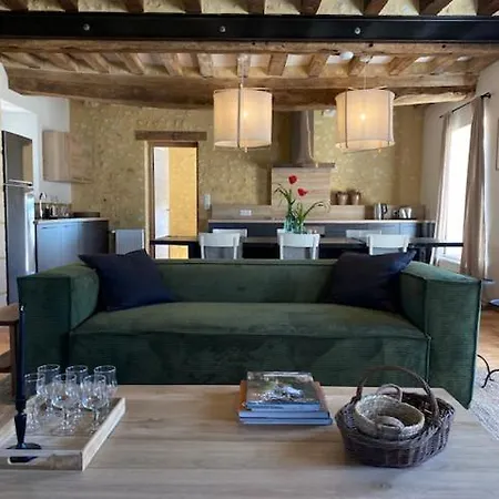 Domaine Des Ecuries Affittacamere Cour-Maugis-sur-Huisne