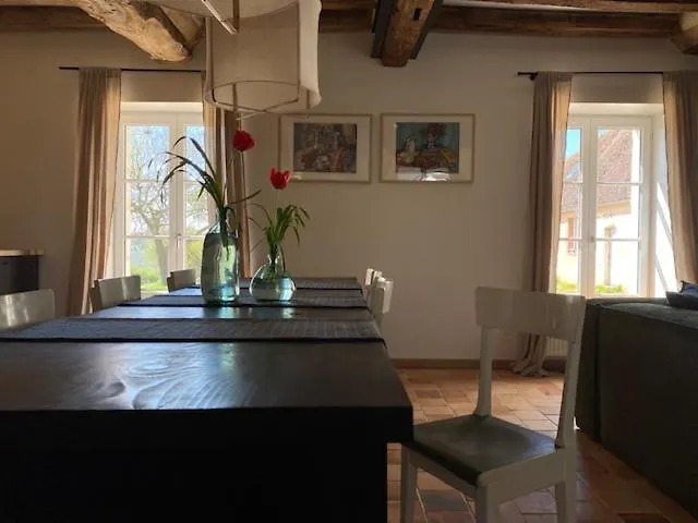 D'hotes Du Domaine Des Ecuries 3*